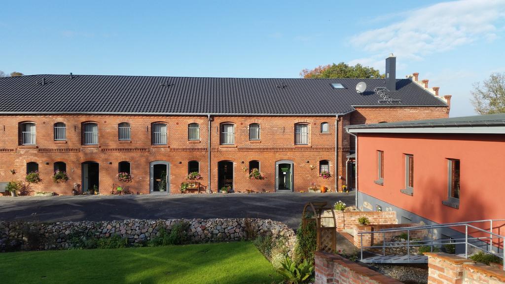 Pension Am Dorfanger Hohennauen Eksteriør bilde
